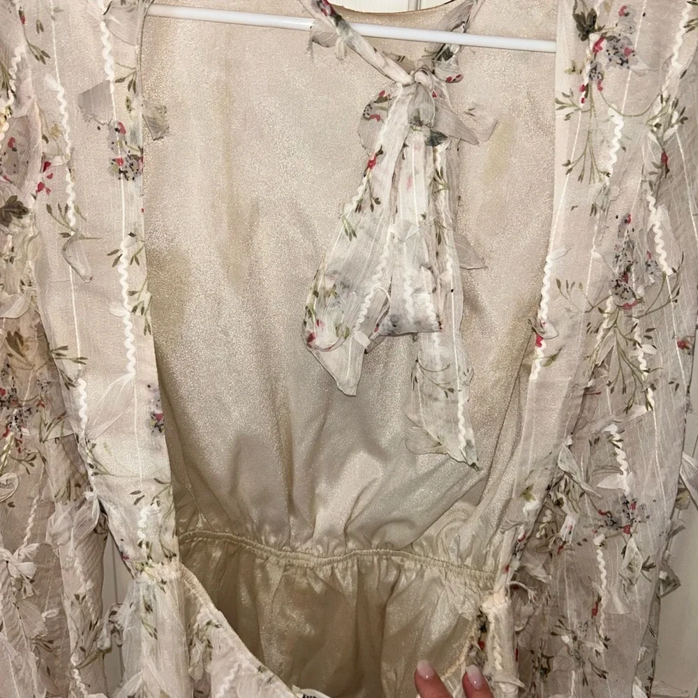N/A lightweight sheer